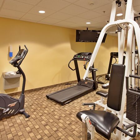 Holiday Inn Express Hotel & Suites Wichita Airport By Ihg Ngoại thất bức ảnh