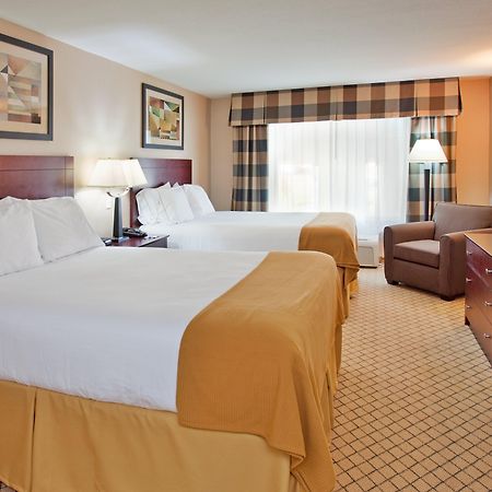 Holiday Inn Express Hotel & Suites Wichita Airport By Ihg Phòng bức ảnh