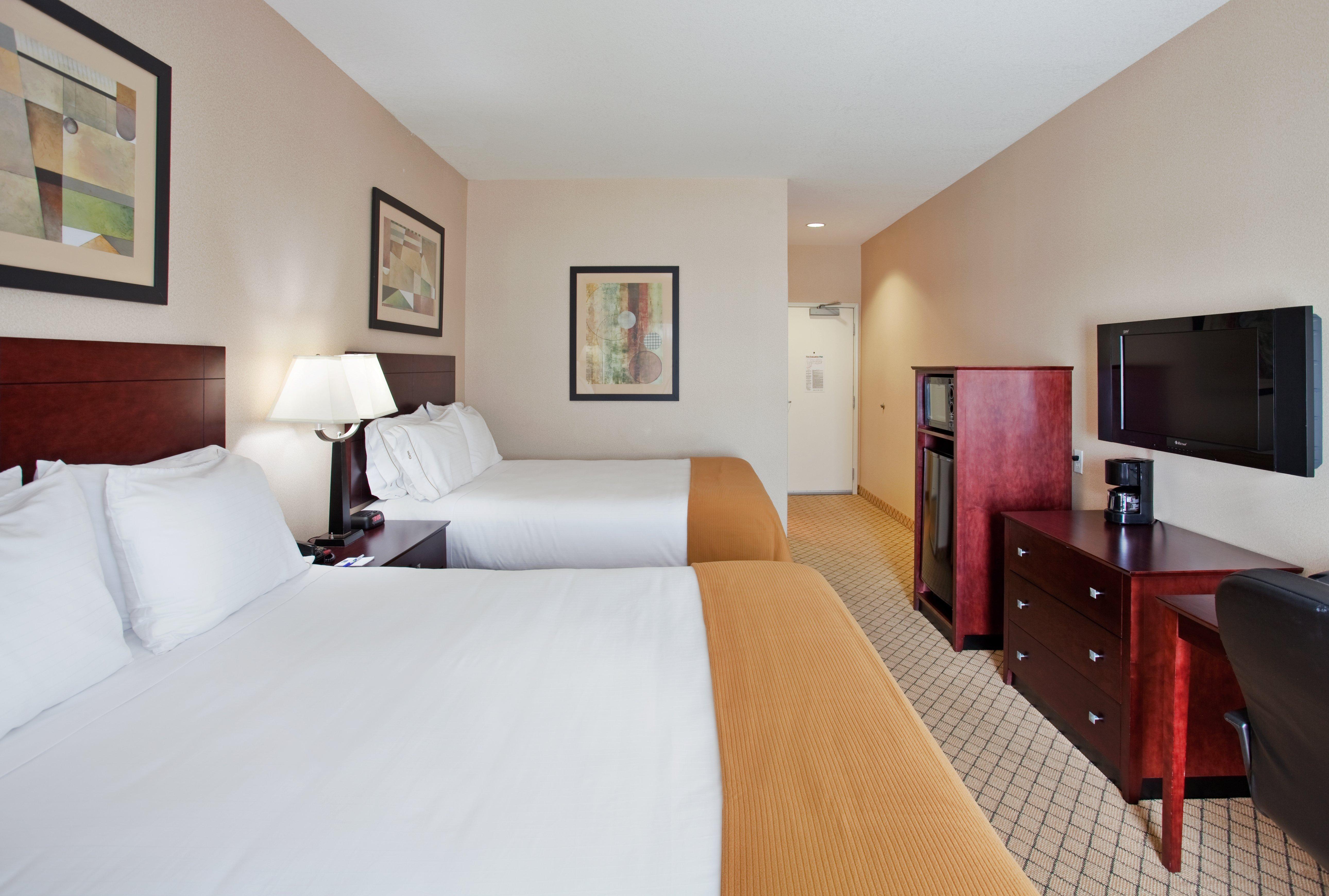 Holiday Inn Express Hotel & Suites Wichita Airport By Ihg Ngoại thất bức ảnh