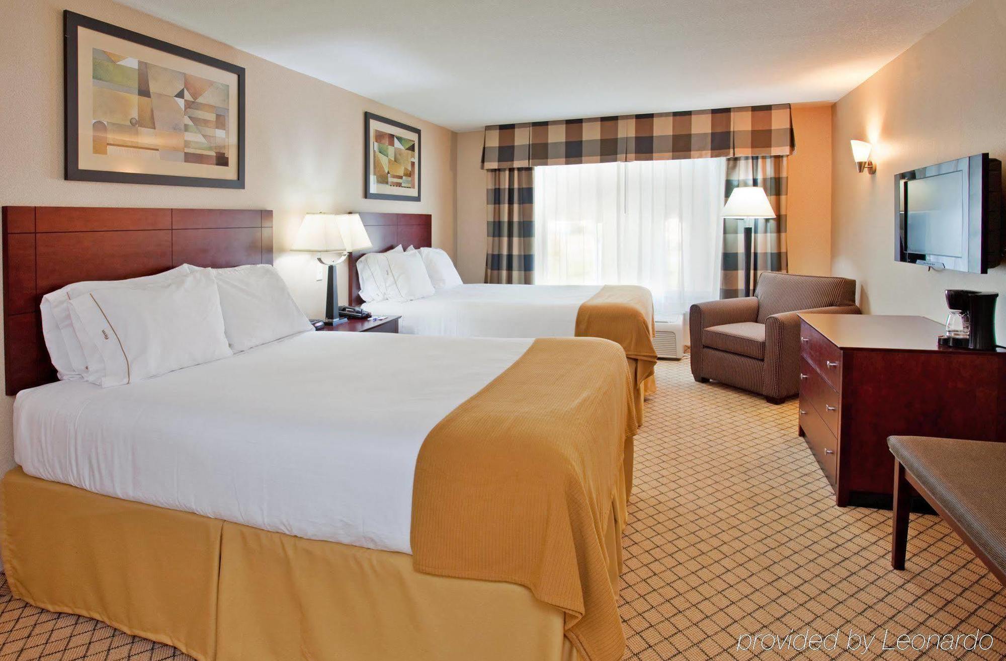Holiday Inn Express Hotel & Suites Wichita Airport By Ihg Phòng bức ảnh